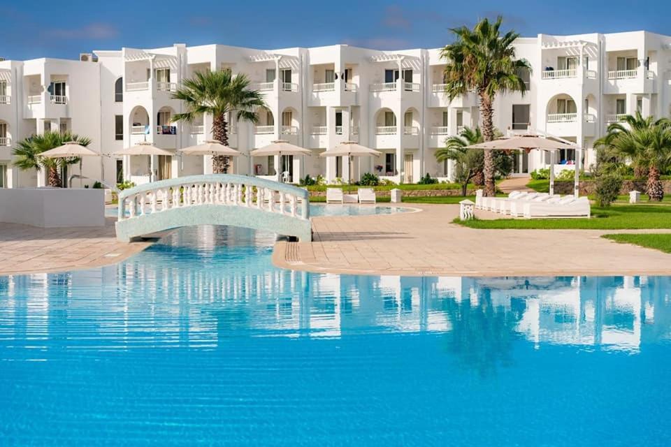 Cap Bon Kelibia Beach Hotel & Spa Exterior photo